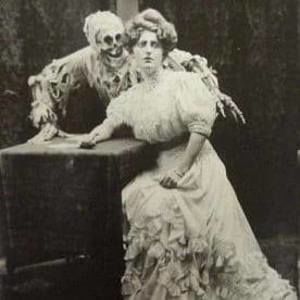 Meet your Posher, Constance